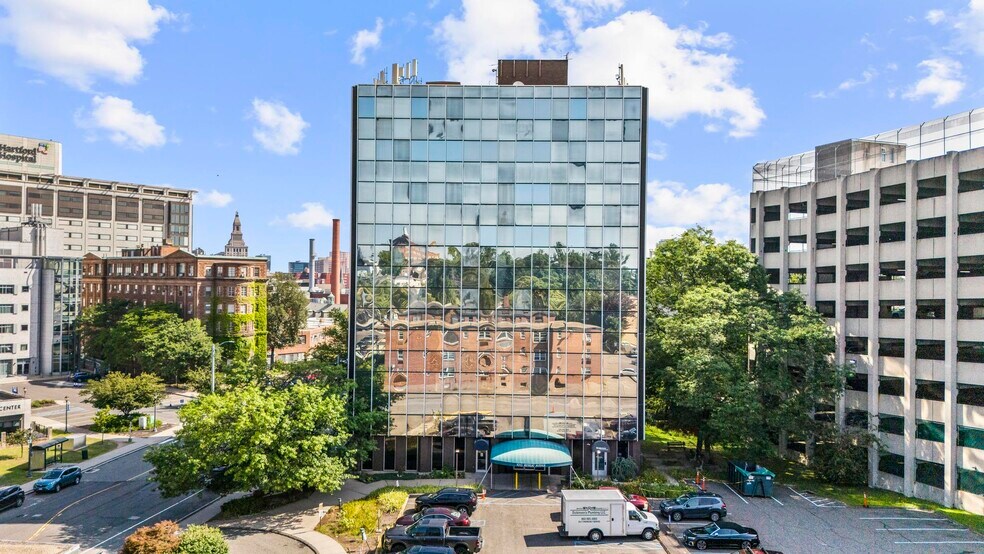 More Photos Of 100 Retreat Ave, Hartford Medical For Sale
