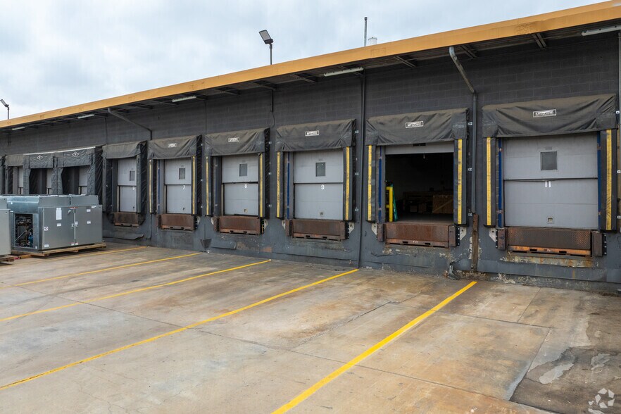 More Photos Of 5151 N Bannock St, Denver Refrigeration Cold Storage For Lease