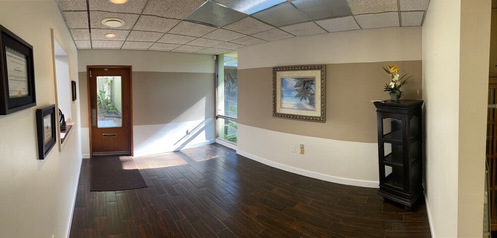 More Photos Of 1952 Bayshore Blvd, Dunedin Medical For Lease