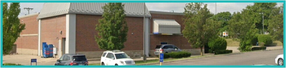 More Photos Of 898 S Main St, Centerville Drugstore For Lease