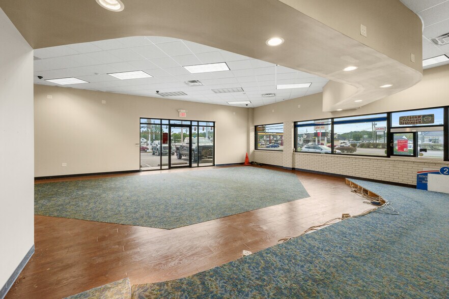 More Photos Of 2420 Argillite Rd, Flatwoods Freestanding For Lease