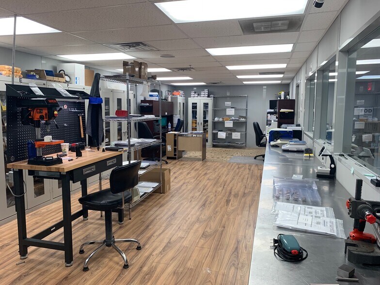 More Photos Of 301-315 Camars Dr, Warminster Light Manufacturing For Sale