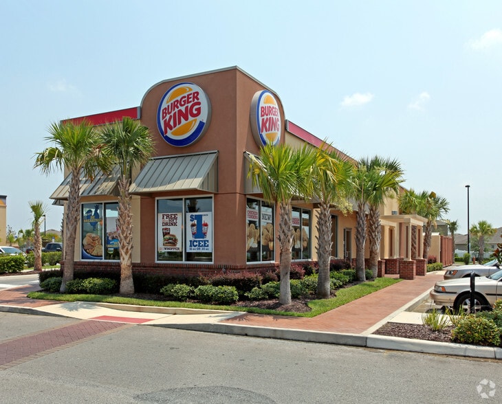 Primary Photo Of 375 S Avalon Park Blvd, Orlando Fast Food For Lease