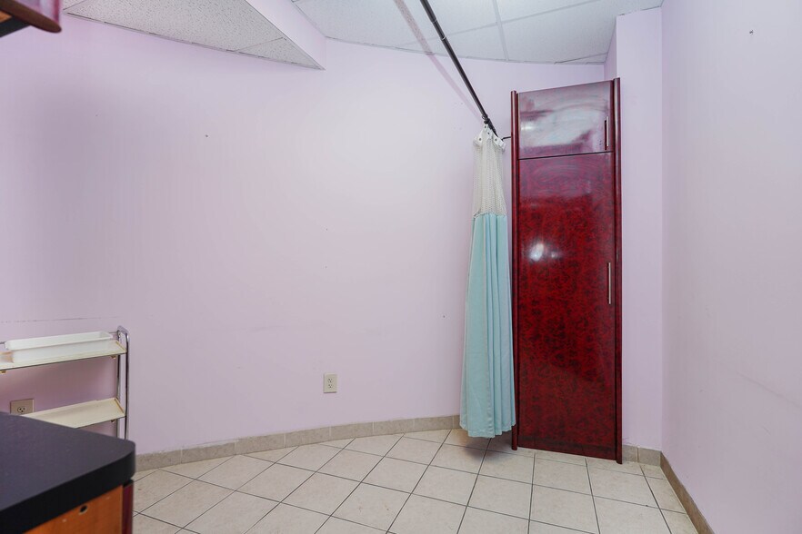 More Photos Of 2752 Ocean Ave, Brooklyn Apartments For Sale