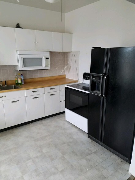 More Photos Of 612 W Gallatin St, Vandalia Apartments For Sale