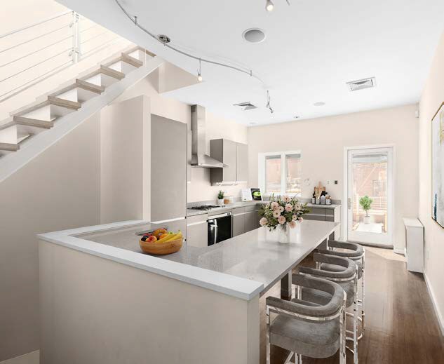 More Photos Of 122 E 38th St, New York Office For Sale