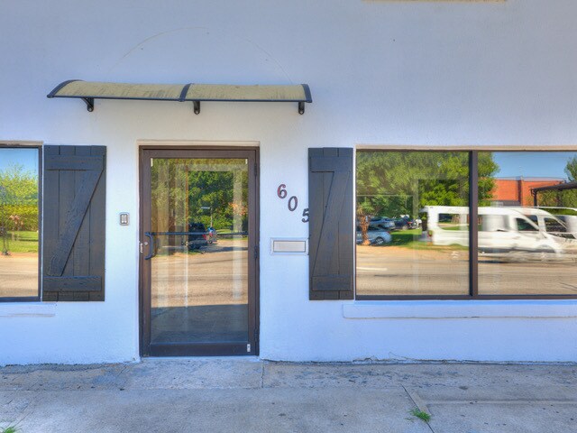 More Photos Of 605 S Peoria Ave, Tulsa Storefront Retail Office For Lease