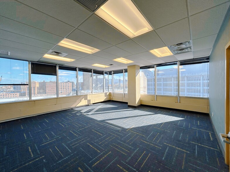 More Photos Of 150 State St, Rochester Office For Lease
