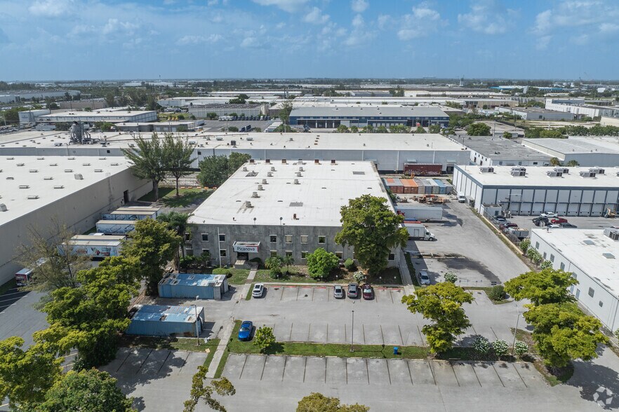 More Photos Of 3443 NW 107th St, Miami Warehouse For Lease