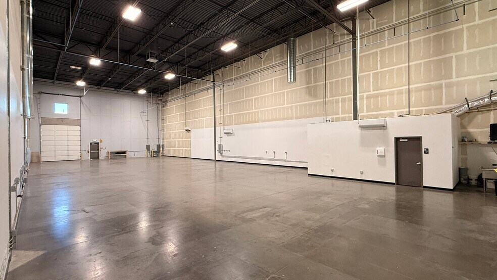 More Photos Of 4616 S Beehive Dr, St George Distribution For Lease