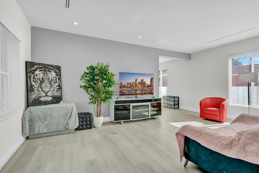 More Photos Of 2900 SW 4th St, Miami Apartments For Sale