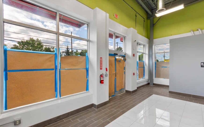 More Photos Of 1822 N Olden Ave, Ewing Restaurant For Sale