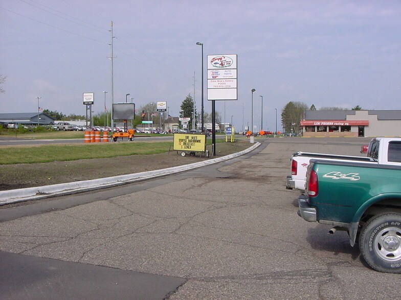 More Photos Of 600 Babcock Blvd E, Delano General Retail For Sale