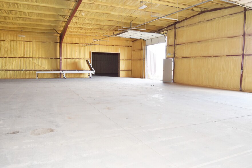 More Photos Of 1104 Constitution Dr, Trinidad Manufacturing For Sale