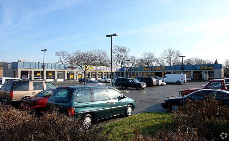 More Photos Of 6445-6495 W 111th St, Worth Auto Repair For Sale