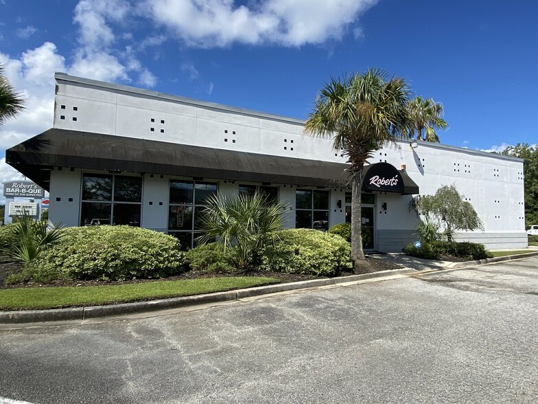 More Photos Of 5120 Ashley Phosphate Rd, North Charleston Restaurant For Sale