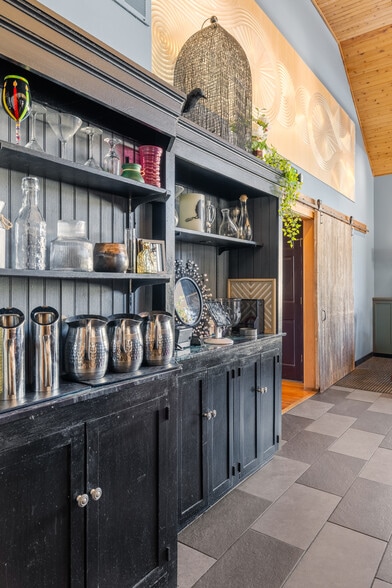 More Photos Of 1844 Depot St, Manchester Center Restaurant For Sale