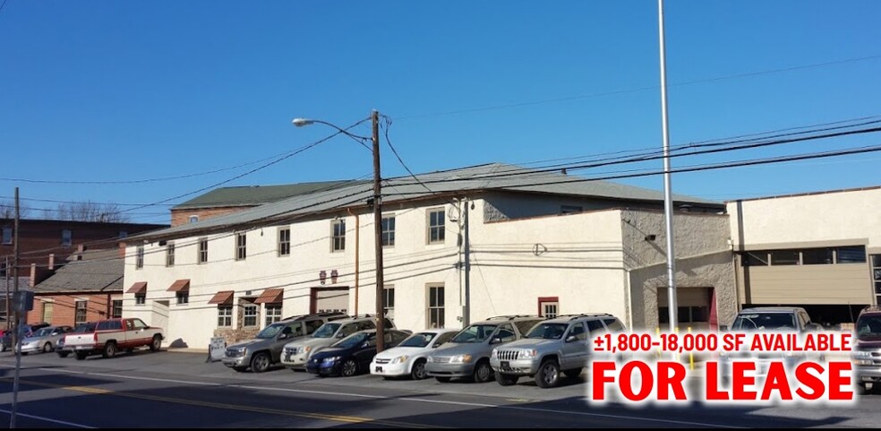 Primary Photo Of 115 W Main St, Salunga General Retail For Lease