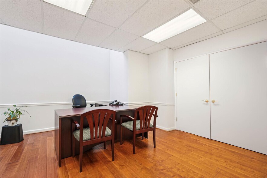 More Photos Of 9025 Shady Grove Ct, Gaithersburg Medical For Sale