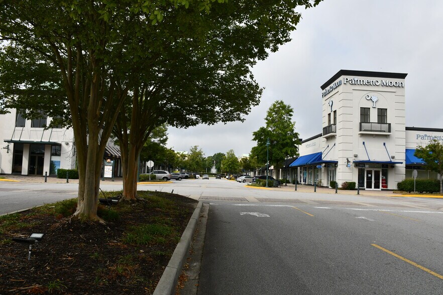 More Photos Of 481 Town Center Pl, Columbia Unknown For Lease