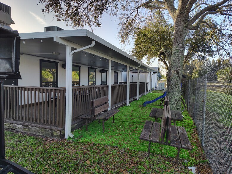 More Photos Of 5701 Orange Ave, Fort Pierce Restaurant For Lease