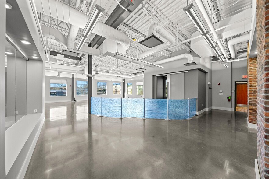 More Photos Of 2099 Thunderhead Rd, Knoxville Loft Creative Space For Sale