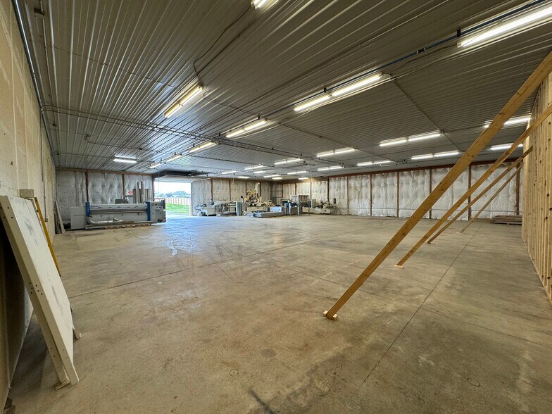 More Photos Of 2410 Main St, Huntertown Industrial For Lease