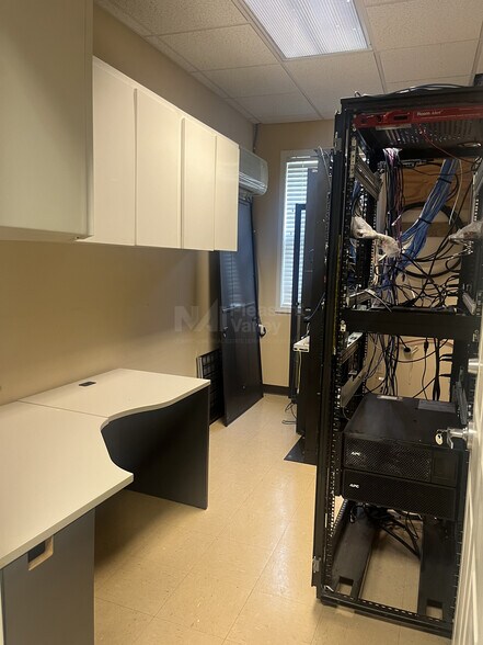 More Photos Of 13680 Cleveland Ave NW, Uniontown Office For Lease