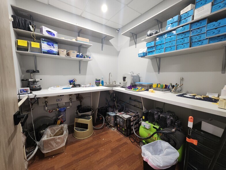 More Photos Of 3 School St, Glen Cove Medical For Sale