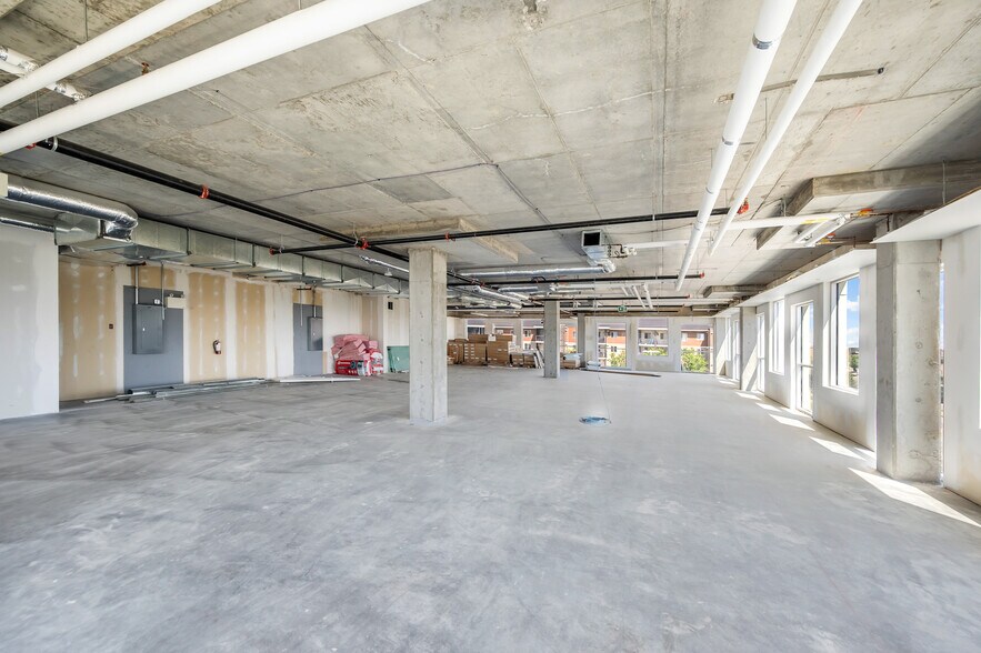 More Photos Of 7171 80th Ave NE, Calgary Office For Lease