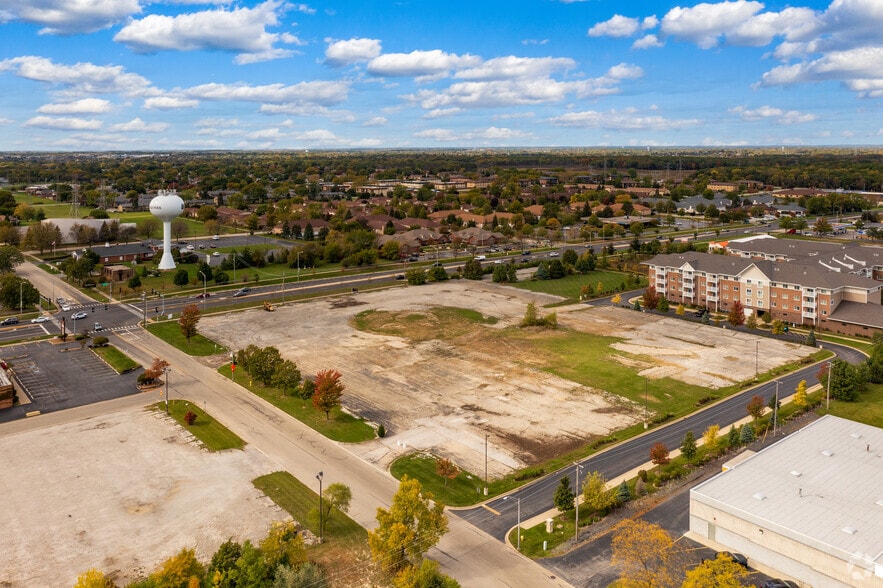 More Photos Of 15555 S Harlem Ave, Orland Park Land For Lease