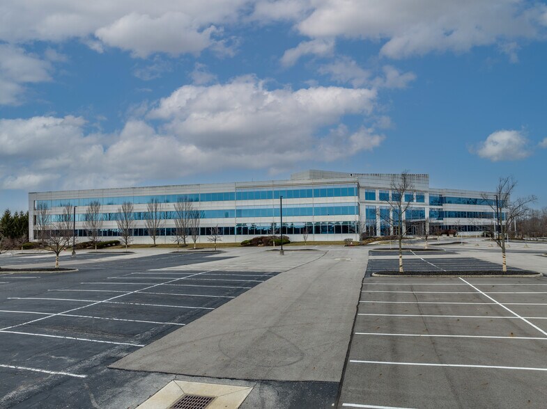 More Photos Of 5550 Britton Pky, Hilliard Medical For Lease