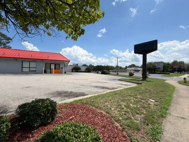 More Photos Of 2820 Ramsey St, Fayetteville Freestanding For Sale