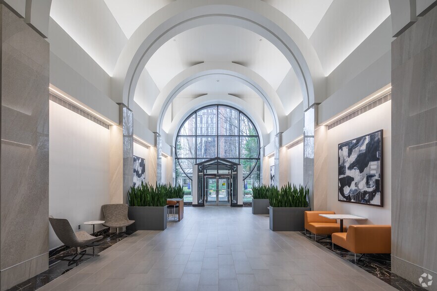 More Photos Of 1050 Crown Pointe Pkwy, Atlanta Coworking Space