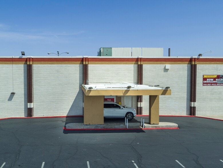 More Photos Of 14554 7th St, Victorville General Retail For Sale