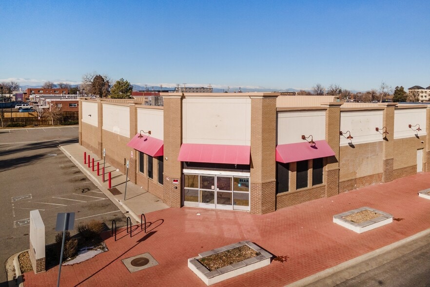 Primary Photo Of 1395 Peoria St, Aurora Freestanding For Lease