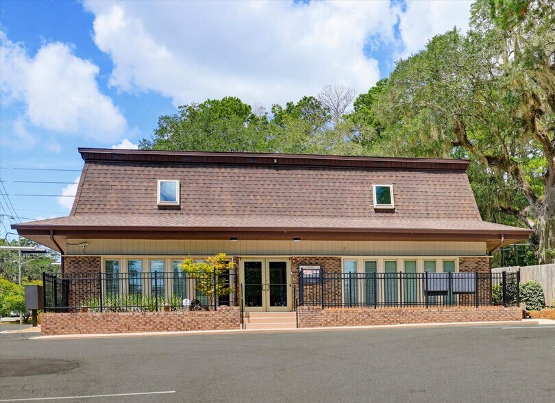 More Photos Of 1801 N Meridian Rd, Tallahassee Office For Lease