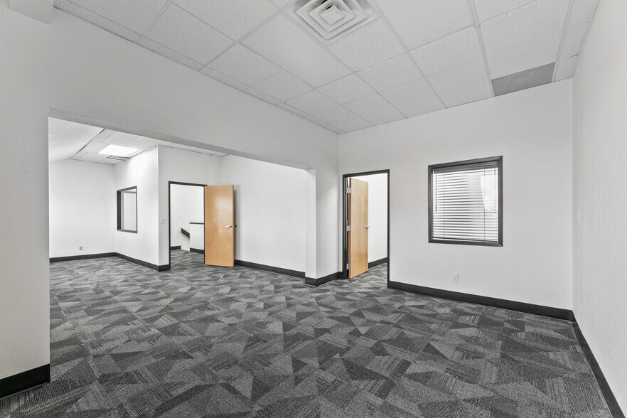 More Photos Of 12885 Research Blvd, Austin Unknown For Lease