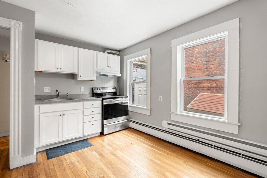 More Photos Of 1205 Massachusetts Ave, Arlington Storefront Retail Residential For Sale