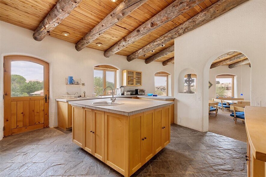 More Photos Of 18 Destierro Trail, Santa Fe Lodge Meeting Hall For Sale