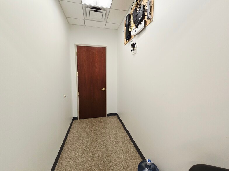 More Photos Of 765 Primera Blvd, Lake Mary Office For Lease