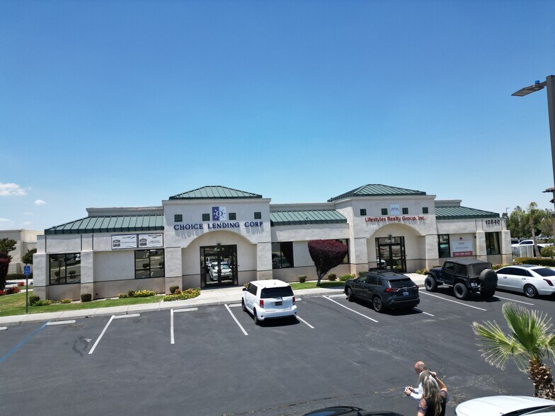 More Photos Of 12640 Hesperia Rd, Victorville Medical For Lease