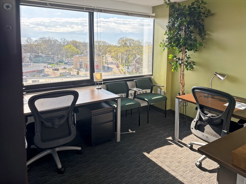 More Photos Of 70 E Sunrise Hwy, Valley Stream Coworking Space