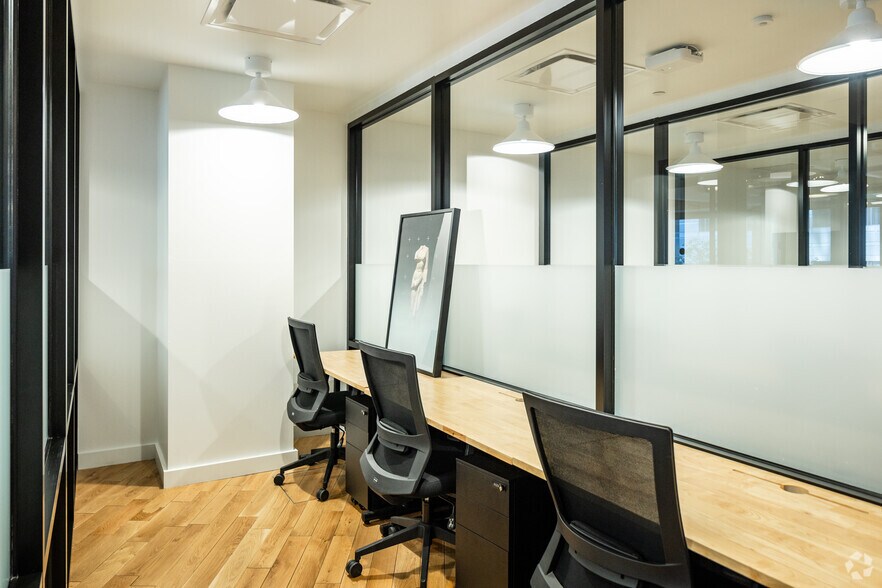 More Photos Of 201 Spear St, San Francisco Coworking Space