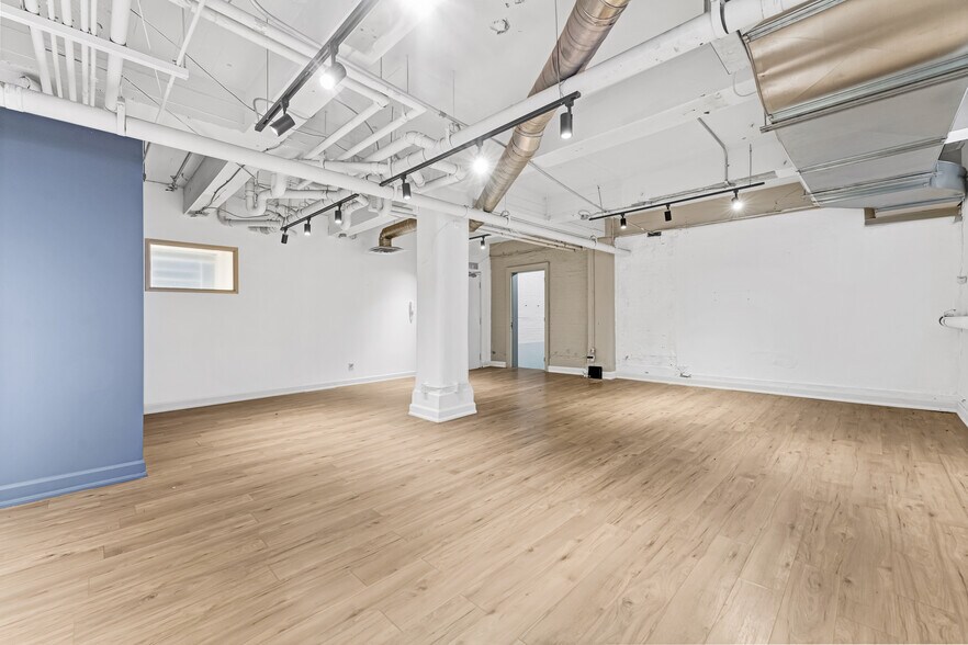 More Photos Of 43-45 Eccles St, Ottawa Office For Sale