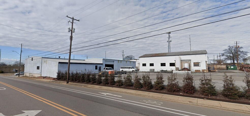 More Photos Of 3728 Airport Hwy, Birmingham Auto Repair For Lease