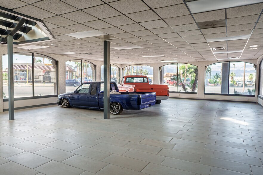 More Photos Of 83373-83407 State Highway 111, Indio Auto Dealership For Lease