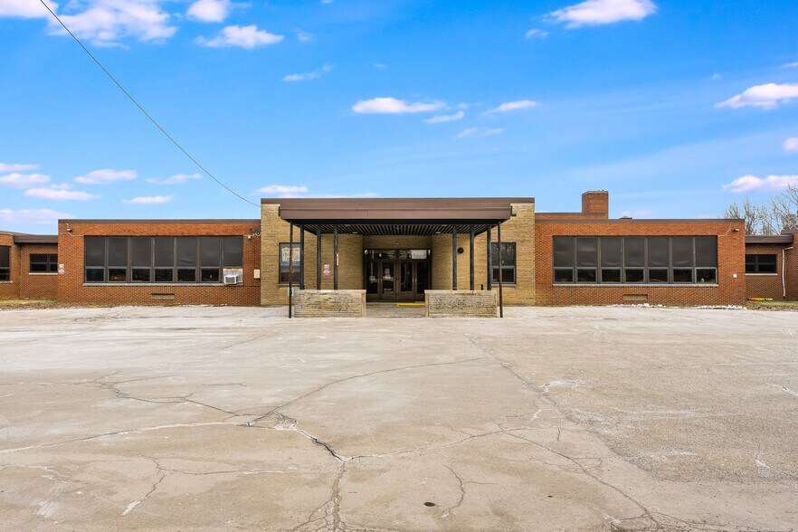 More Photos Of 300 North St, Waynesburg Schools For Sale