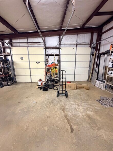 More Photos Of 152 Bo Cole Rd NW, Huntsville Office Residential For Lease