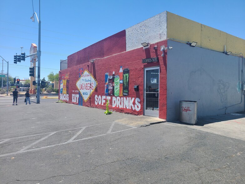 More Photos Of 2784 E Charleston Blvd, Las Vegas Freestanding For Sale